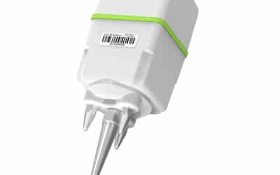 Advantages of three-component sensors for Ambient Noise Tomography